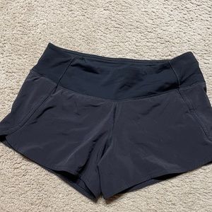 Lululemon speed up short in black 2.5in